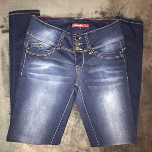 YMI wannabettabutt skinny jeans